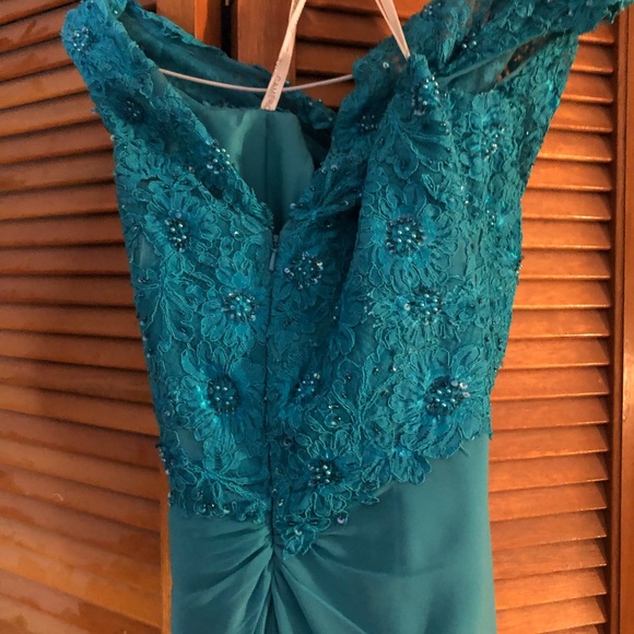 Cameron Blake JADE blue evening/MOB gown - Picture 10 of 12